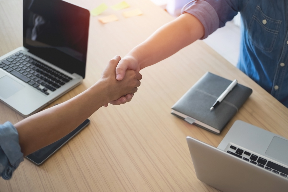 Como vender uma empresa? Guia completo 2023
