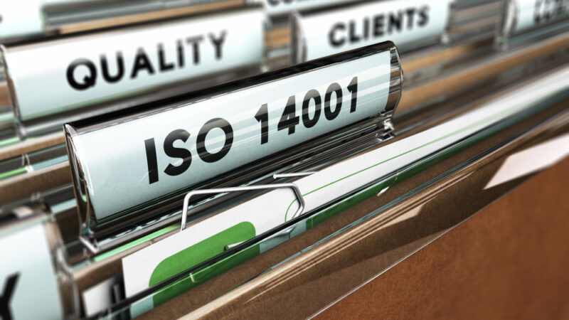 Certificação iso 14001 imagem da pasta com o certificado